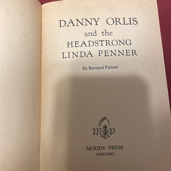 Vintage (1963) “Moody Bible Institute” book - Picture 4 of 6